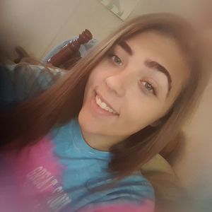 Meet your Posher, Brittany